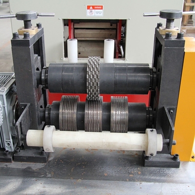 250kW Granuli di potenza Piastrelle di tetto Pvc Profile Sheet Extrusion Line Plastic Twin Screw Machine