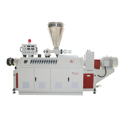 20-63 Linea di estrusione di tubi in PVC con altro rapporto L/D a vite e tensione 380V 50HZ al massimo