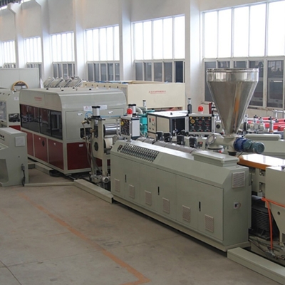 Macchina di estrussione per la produzione di rivestimenti in PVC con materiale a vite 38CrMoALA e competitivo