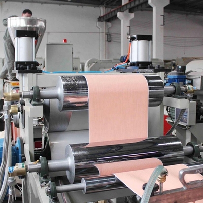 Acciaio 250kw 380v 50hz Profilo contenitori di plastica Pvc Struttura di estrussione per la produzione