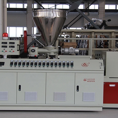 Linea di estrusione in PVC a doppia vite per impianti di produzione a lunga durata di vita