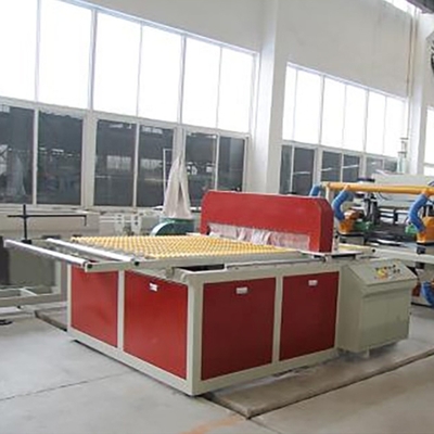 Linea di estrusione avanzata per la produzione di fogli di cartone di schiuma in PVC 23500 kg