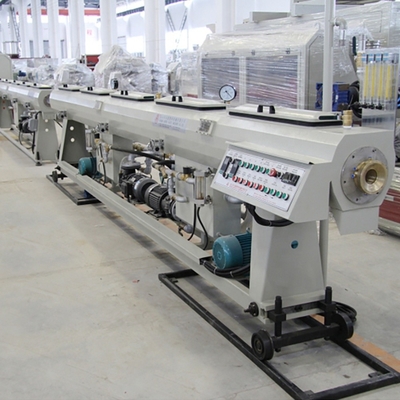 Linea di estrusione ad alta produttività personalizzata per la produzione di tubi in PVC con lunga durata di vita