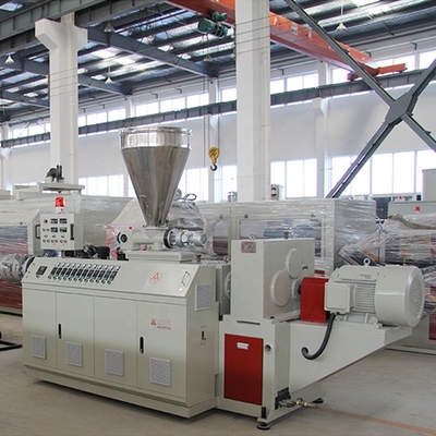 Lungo ciclo di vita della macchina di estrussione per la linea di produzione di tubi PVC PE personalizzati