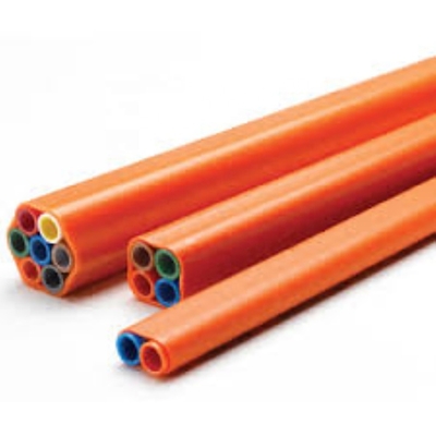 Linea di estrusione a doppia vite per impianti di produzione di profili in PVC