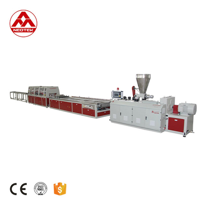 Rivoluzionate il vostro processo produttivo con la linea di estrusione WPC basata sul PVC
