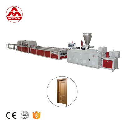 WPC Wide Door Kitchen Board Extrusion Line2 26000x7000x4000 per la produzione su misura