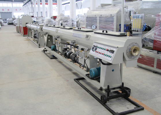 Linea di estrussione di tubi PE per tubi di approvvigionamento idrico e di gas da stabilimento di produzione