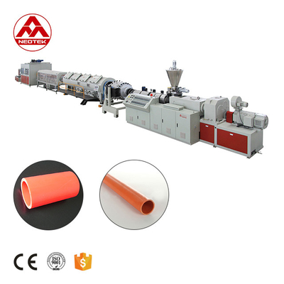 Linea di estrusione di tubi in PVC da 380V a 50hz per una produzione di tubi da 50 a 160 per una produzione fluida e costante