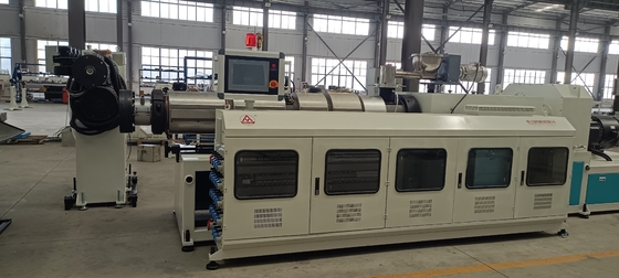 380V 50hz Linea di estrusione di fogli di PVC con 156 1 perno L/D