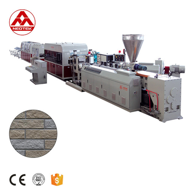 Linea di estrusione per rivestimento di pietra in PVC a misura di 23000 kg2 per la produzione di PVC