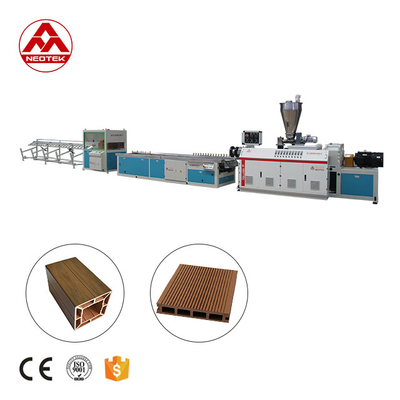 Linea di estrusione WPC a doppia vite conico con rotazione connessa da 100 kW YF108 con tecnologia avanzata
