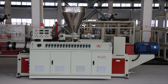 Linea di estrusione in PVC a doppia vite in PVC a co-rotante conico a 1 vite L/D