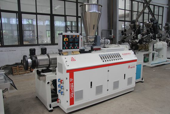 Linea di estrusione in PVC WPC a doppia vite con 38CrMoALA