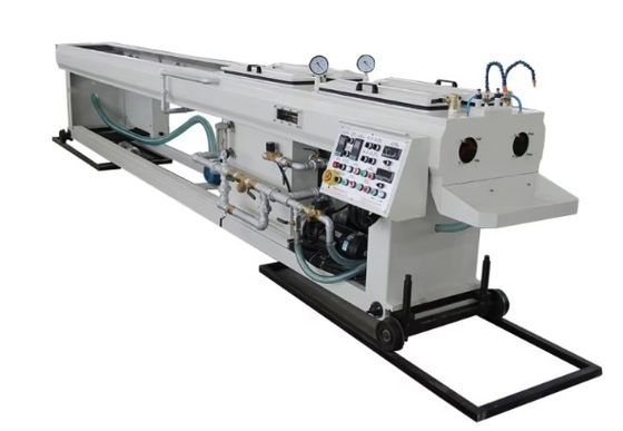 Macchine per estrussione di profili in WPC PVC PE per la produzione di linee di estrusione professionali